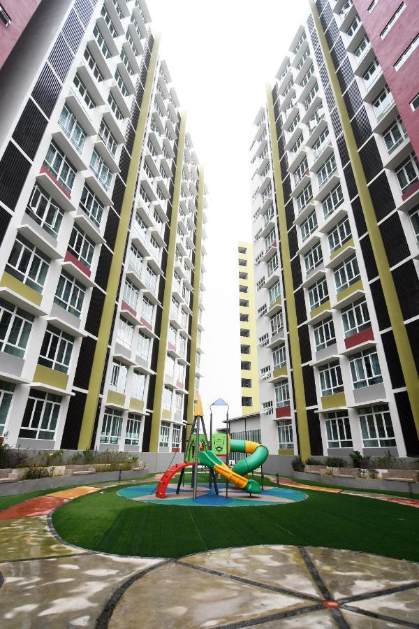 Mahkota Valley Apartment Indera Mahkota Kuantan#Netflix Kültér fotó